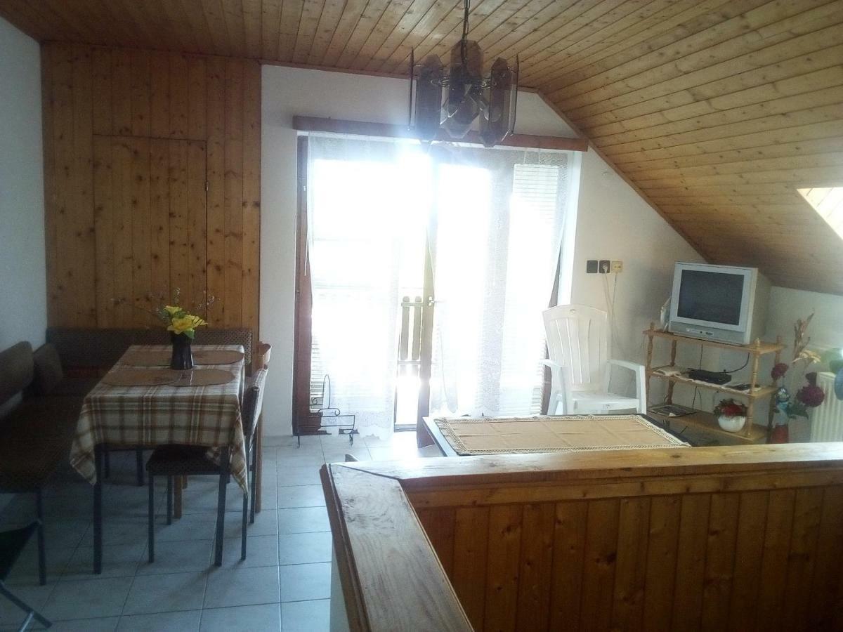 Anna Vendeghaz Hotel Balatonakali Exterior foto